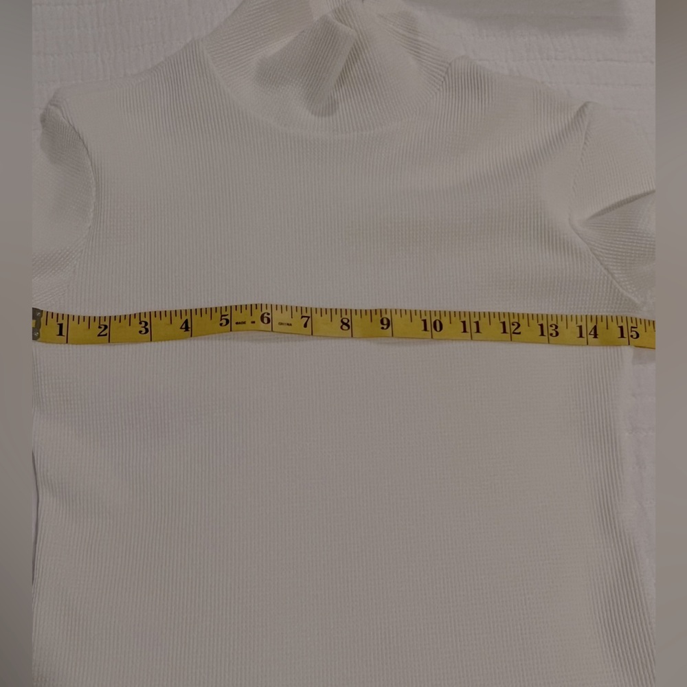 COS turtleneck short sleeves , like new ! Worn once size XS fits more like S - Picture 6 of 8